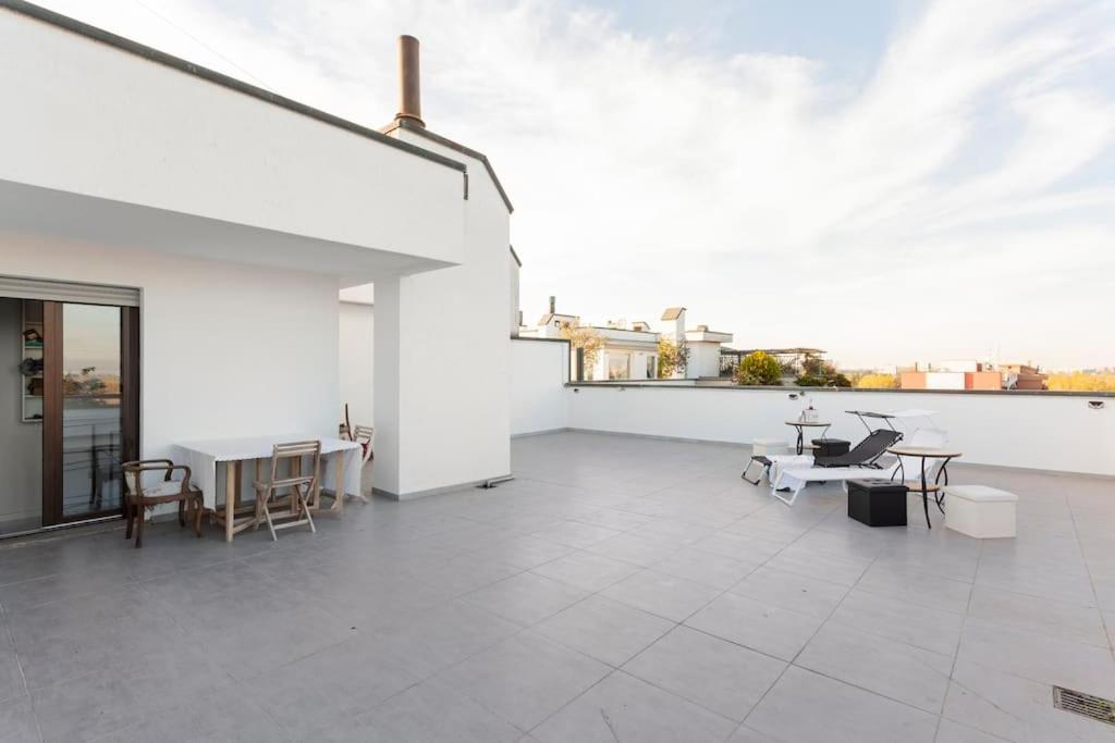 Attico Incantevole - Forum Assago & Humanitas Hotell Rozzano Exteriör bild
